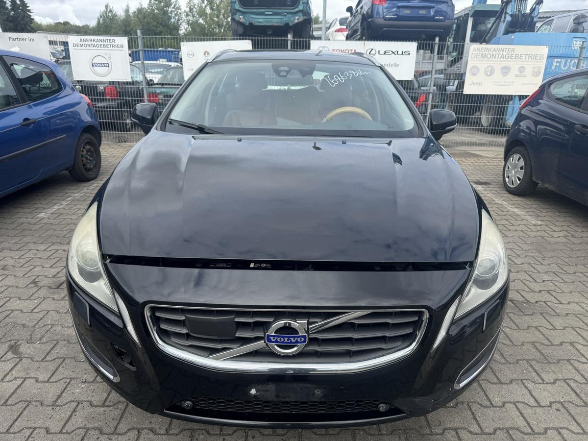 Volvo V60 original Xenonscheinwerfer vorn rechts vergilbt Bj.2011